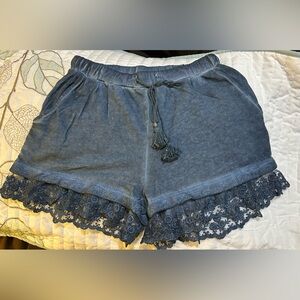 POL Shorts Lace Trim M NWOT